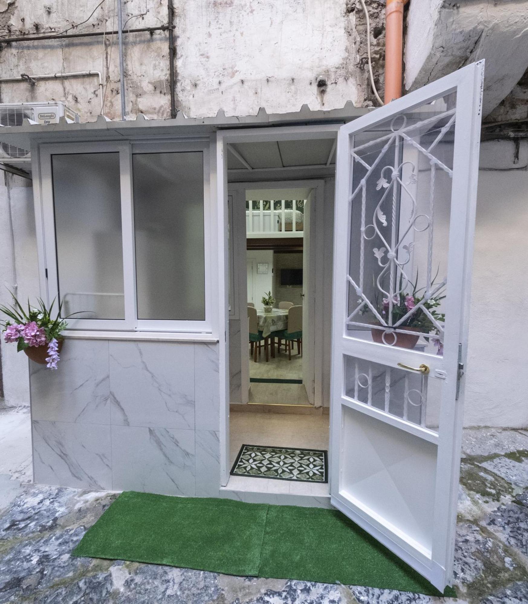 Green Center Valery Sweet House Napoli Eksteriør billede